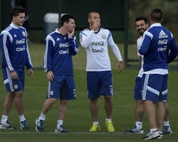 Jelang Lawan Swiss, Argentina Berlatih Tendangan Penalti