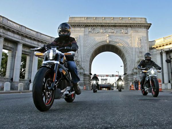 Harley Uji Coba Motor Listrik