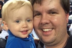 Tak Sengaja Ditinggal di Mobil Selama 7 Jam, Bocah Ini Meninggal Dunia