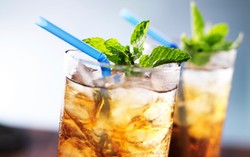 Es Teh Manis atau Jus Buah? Sajian Berbuka Puasa yang Rendah Kalori