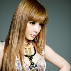 Bom 2NE1 Diduga Selundupkan Obat Terlarang ke Korea Selatan