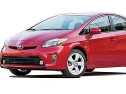 Peluncuran Generasi Terbaru Toyota Prius Ditunda!