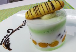 Video Resep: Tropical Coconut dengan Bola Ubi