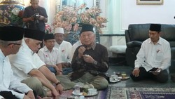 Beranjak dari Kediaman Adik Soeharto, Hatta Lanjut ke Komunitas Tionghoa