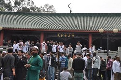 Menyusuri Sejarah Panjang Islam di Negeri Tirai Bambu