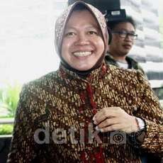 Risma Hadiri Peresmian Patung Suroboyo di Busan