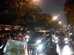 Jalanan Macet Parah, Thamrin-Senayan Ditempuh 2 Jam