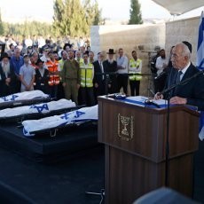 3 Remaja Israel Dimakamkan, Presiden Peres dan PM Netanyahu Ikut Hadir
