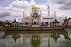 Masjid Kubah Emas di Brunei, Lebih Dahsyat!
