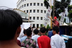 Demo Desak Fahri Dipecat, Santri Disebut PKS Jadi Alat Politisasi