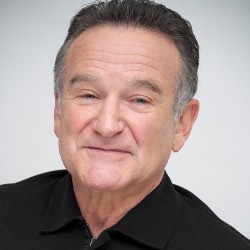 Kisah Perjuangan Robin Williams Melawan Kecanduan Alkohol