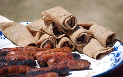 Saat Nonton Bola, Orang Prancis Ngemil Galette Saucisse yang Renyah Enak