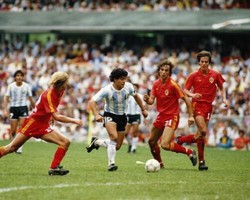 Disingkirkan Maradona di Meksiko 1986, Belgia Kini Hadapi Titisannya