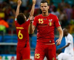 Van Buyten, Si Gaek yang Masih Jadi Tumpuan