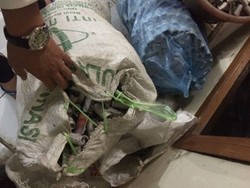 Polisi Gerebek Pabrik Petasan di Karawang dan Amankan 3 Orang