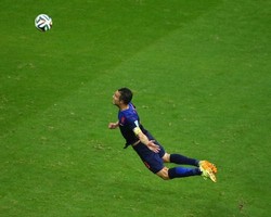 Jika Juara, Tim Belanda Akan Diterbangkan Gratis ke Luar Angkasa