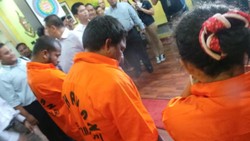 Polisi Bekuk Sindikat Internasional Pengganda Kartu ATM