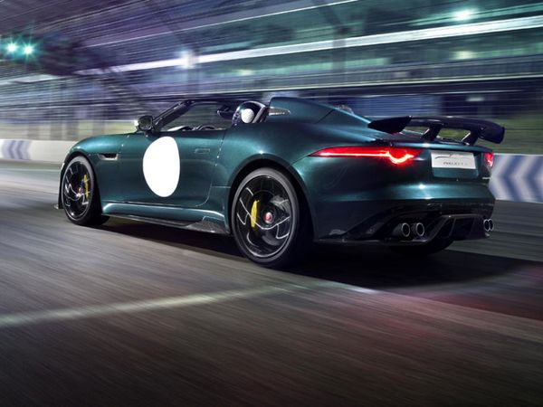 Mobil Tercepat Jaguar Seharga Rp 2,7 M