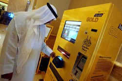Di Abu Dhabi Ada Mesin ATM yang Mengeluarkan Emas!