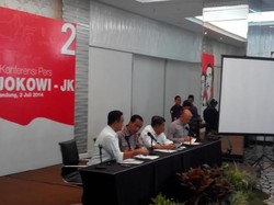 Soal Kampanye Hitam, Jokowi: Tegakkan Hukum Langsung Nggak Usah Mikir!