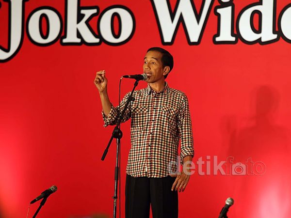 Jokowi Kampanye di Depan Ribuan Masyarakat Tionghoa