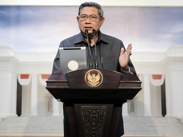 SBY Intruksikan TNI-Polri Kawal Ketat Pilpres 2014 SBY Intruksikan TNI-Polri Kawal Ketat Pilpres 2014
