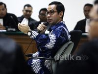 Wawan Bersaksi untuk Ratu Atut