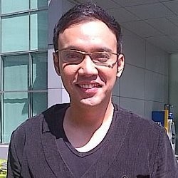 Ditanya Rumah Tangganya dengan Tessa Kaunang, Shandy Nyanyi Aku Baik-baik Saja