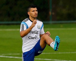 Aguero Mulai Berlatih Lagi
