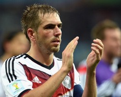 Jerman Mungkin Kembali Mainkan Lahm sebagai Full-back Kanan