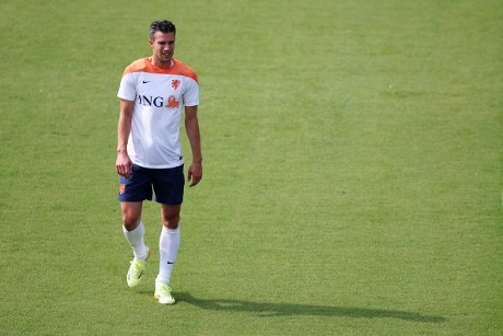 Van Persie Baik-baik Saja dan Siap Dimainkan