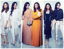 Desainer Muslim Asal Timur Tengah Pamerkan Koleksi Khusus Ramadan untuk DKNY