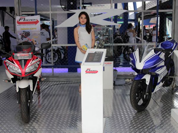 R15 Andalan Yamaha di Jakarta