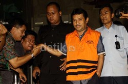 KPK Perpanjang Masa Penahanan Rachmat Yasin