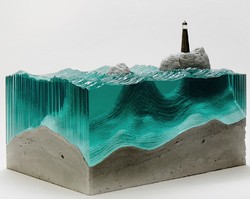 Abadikan Indahnya Ombak di Laut Lewat Seni Pahat