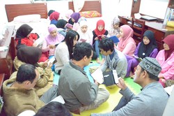 Ramadan di Wuhan Tiongkok, Dari Yasinan Hingga Salat di Atas Rumput