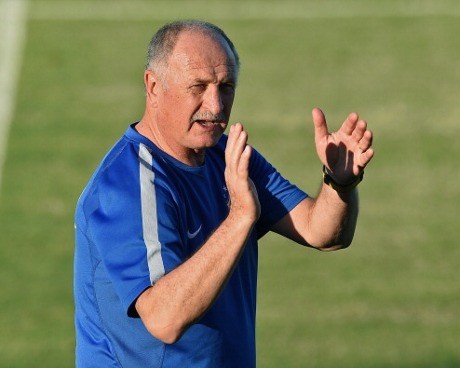 Libatkan Psikolog, Scolari Tegaskan Tak Ada Masalah Psikis di Skuat Brasil