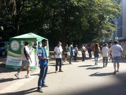 Manfaatkan Piala Dunia, Muslim Brasil Turun ke Jalan Kenalkan Islam