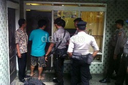 Petugas Gabungan Surabaya Razia Tempat Karaoke yang Buka Saat Ramadan