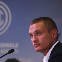 Vidic Gabung Inter karena Butuh Tantangan Baru