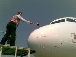 Boeing Vs Airbus, Siapa yang Pesawatnya Paling Laku?