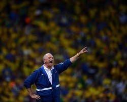 Tanpa Neymar dan Silva, Scolari Siapkan Opsi Line-up untuk Semifinal