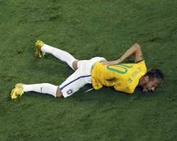 Neymar Absen di Sisa Piala Dunia