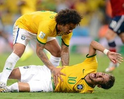 Bersimpati, Messi dkk. Berharap Neymar Segera Pulih