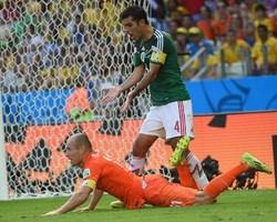 Kosta Rika Khawatir Jadi Korban Aksi Diving Robben