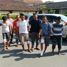 Komplotan Bandit Spesialis Nasabah Bank Diringkus, Tiga Didor