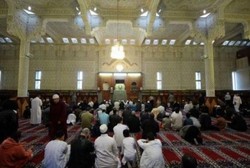 Maroko Kirim 160 Imam untuk Pimpin Salat di Prancis