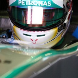 Cuma Start Keenam, Hamilton: Itu karena Salahku Sendiri