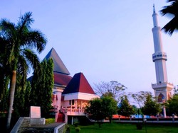 Masjid Agung An Nur Pare Kediri, Arsitekturnya Unik!