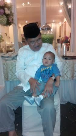 JK Buka Puasa Bersama Cucu dan Sahabat Muda di Kediamannya